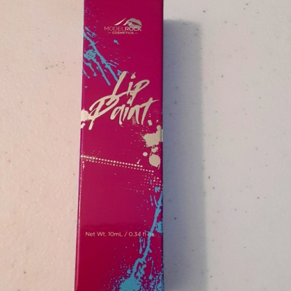 Graffiti Lip Paint